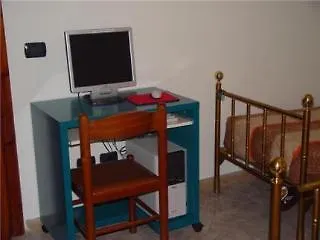Hostel Archi Rossi *
