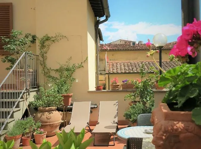Hostel Archi Rossi