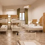 Auberge de jeunesse Archi Rossi *