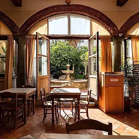 Archi Rossi