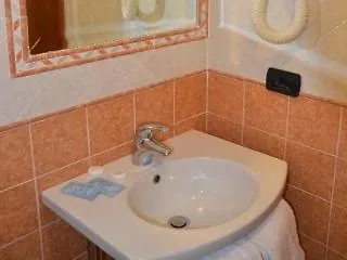 شباب آرشي روسي بيت شباب *