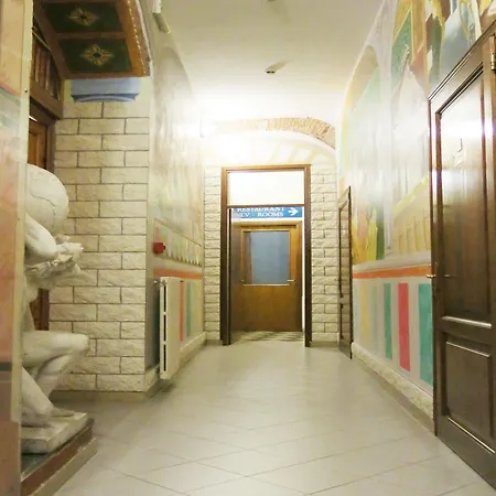 Archi Rossi Vandrerhjem