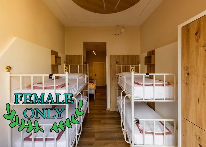 Auberge de jeunesse Archi Rossi *