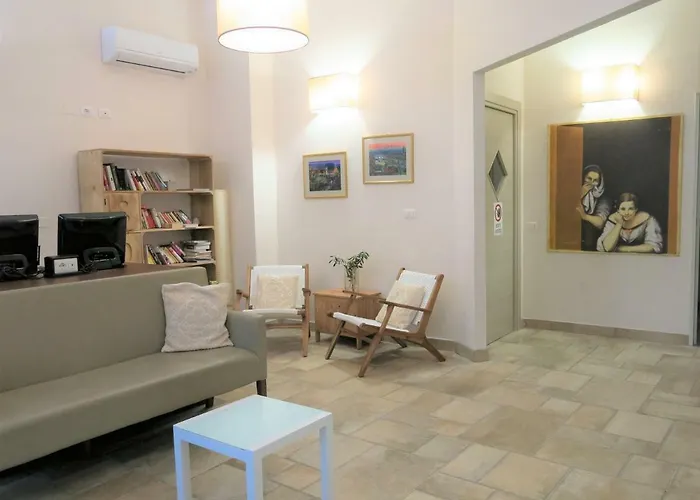 Archi Rossi Florence