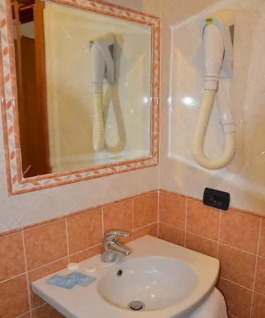Archi Rossi Albergue